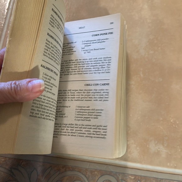 THE FANNIE FARMER COOKBOOK - Picture 4 of 4